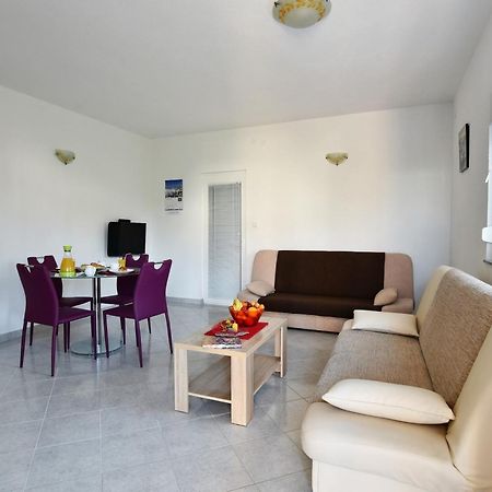 Apartmani Natasa Nino Jezera, Murter Habitación foto