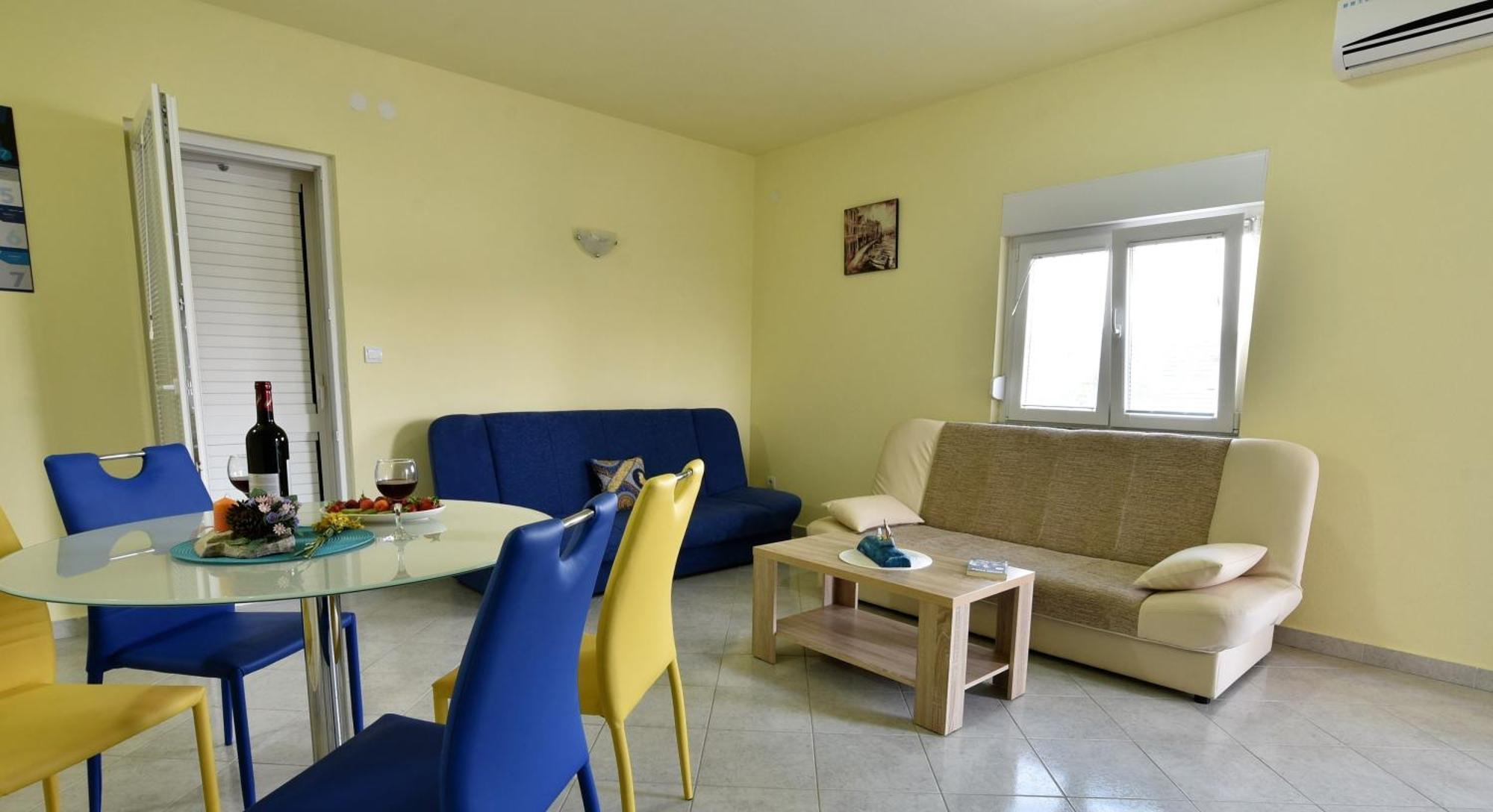 Apartmani Natasa Nino Jezera, Murter Habitación foto