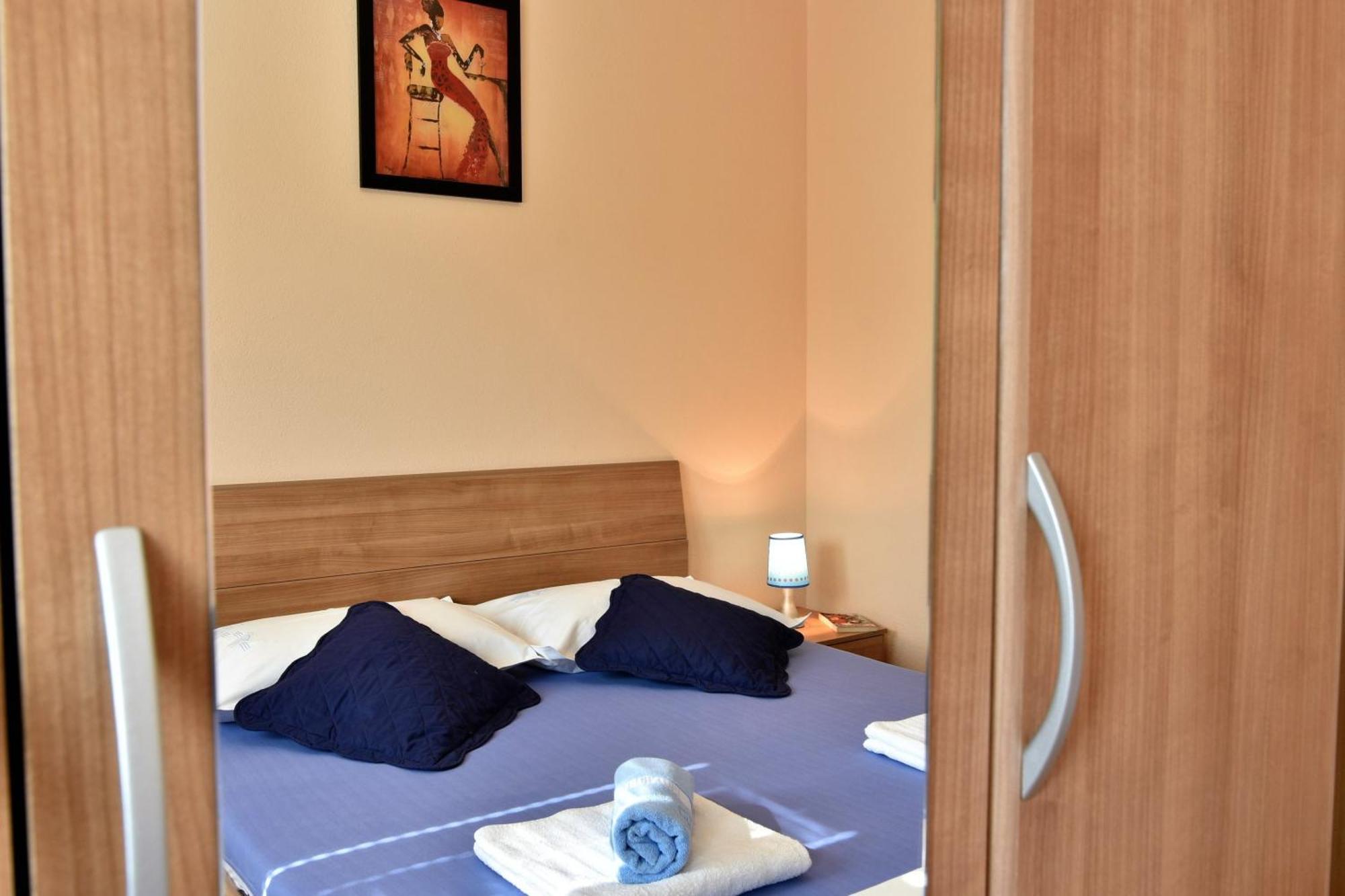 Apartmani Natasa Nino Jezera, Murter Habitación foto
