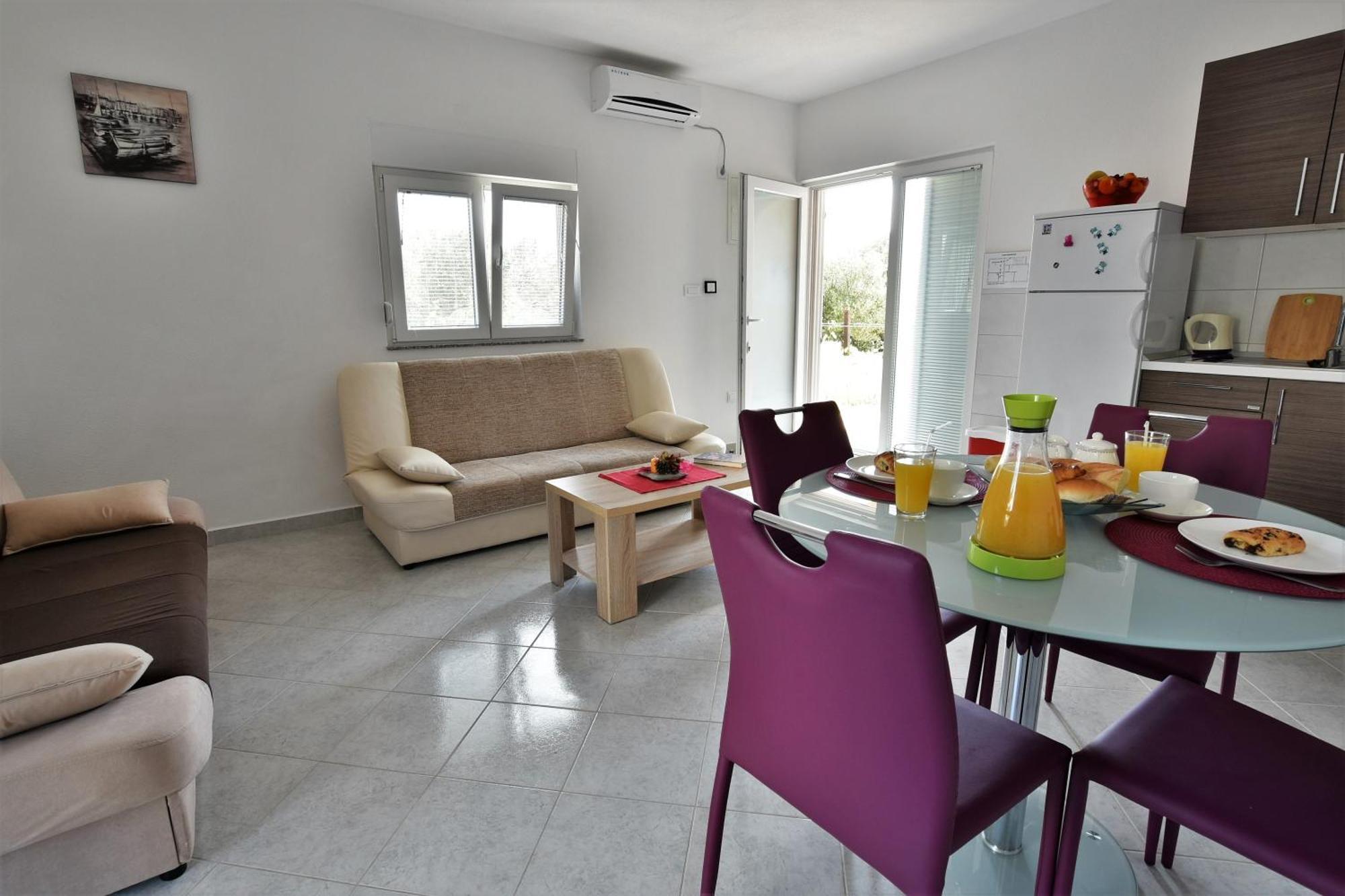 Apartmani Natasa Nino Jezera, Murter Habitación foto
