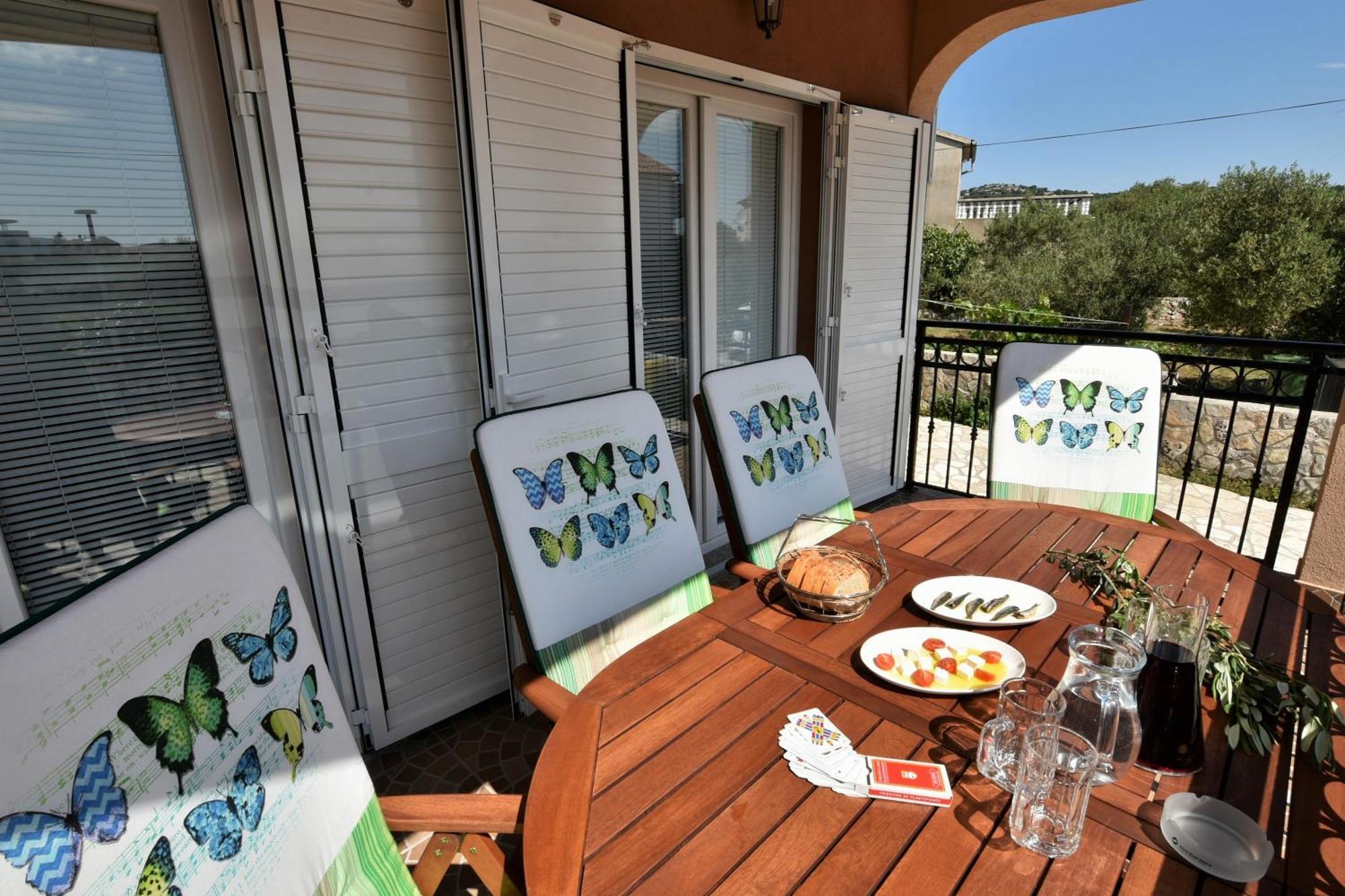 Apartmani Natasa Nino Jezera, Murter Habitación foto
