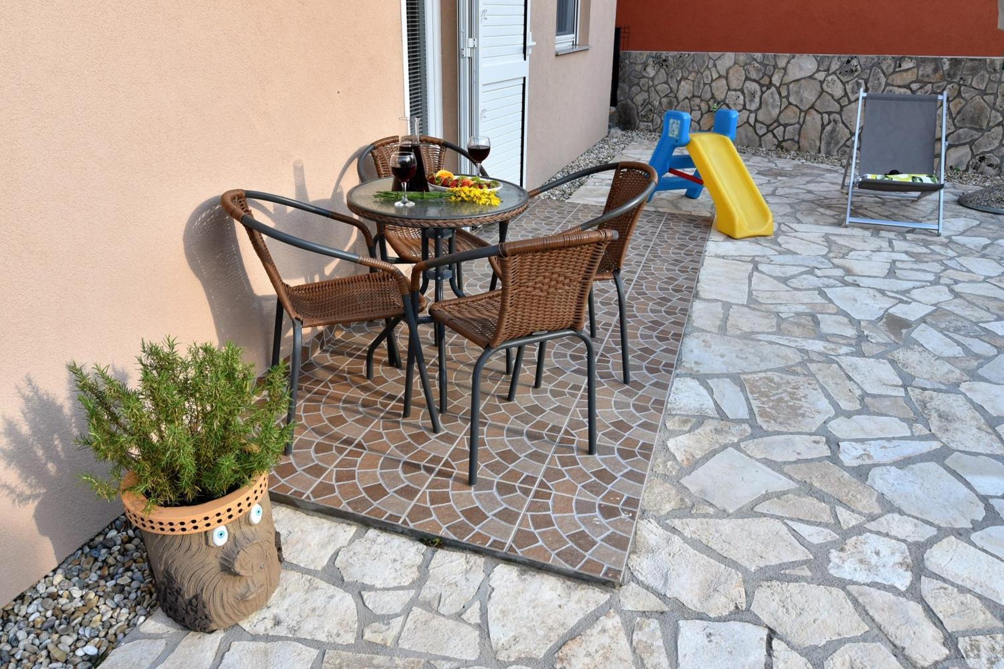 Apartmani Natasa Nino Jezera, Murter Habitación foto